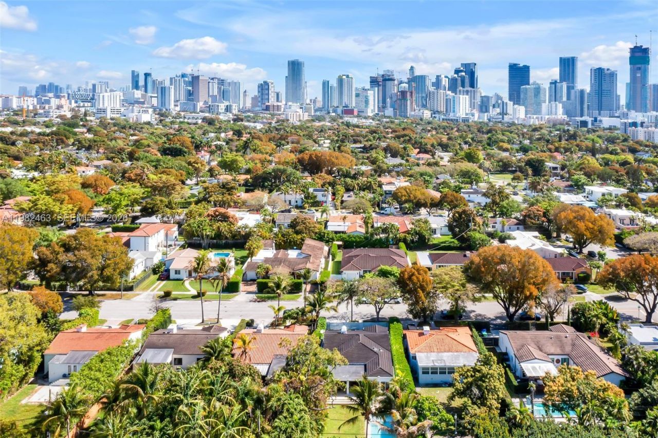 540 SW 27th Rd , Miami, FL 33129 Photo