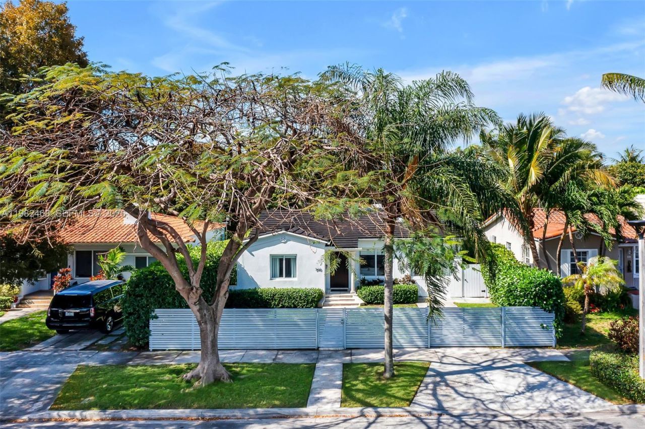 540 SW 27th Rd , Miami, FL 33129 Photo