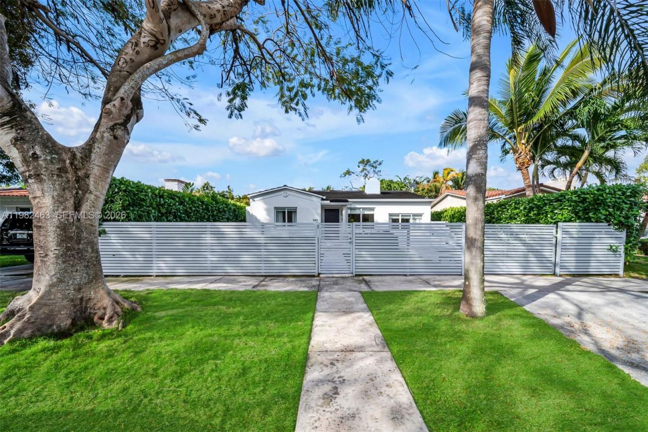 540 SW 27th Rd , Miami, FL 33129 Photo