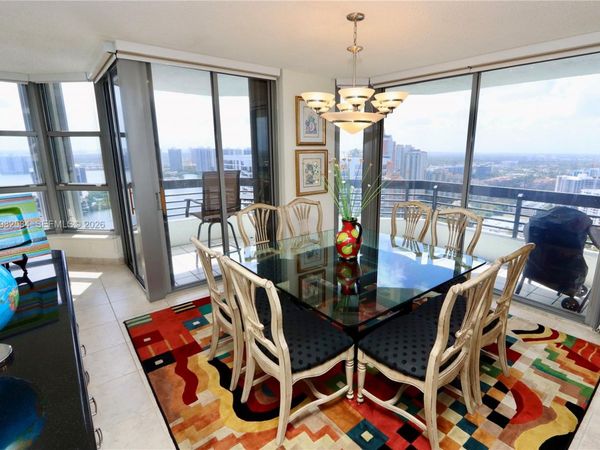 3500 Mystic Pointe Dr, Unit 3701, Aventura, FL 33180