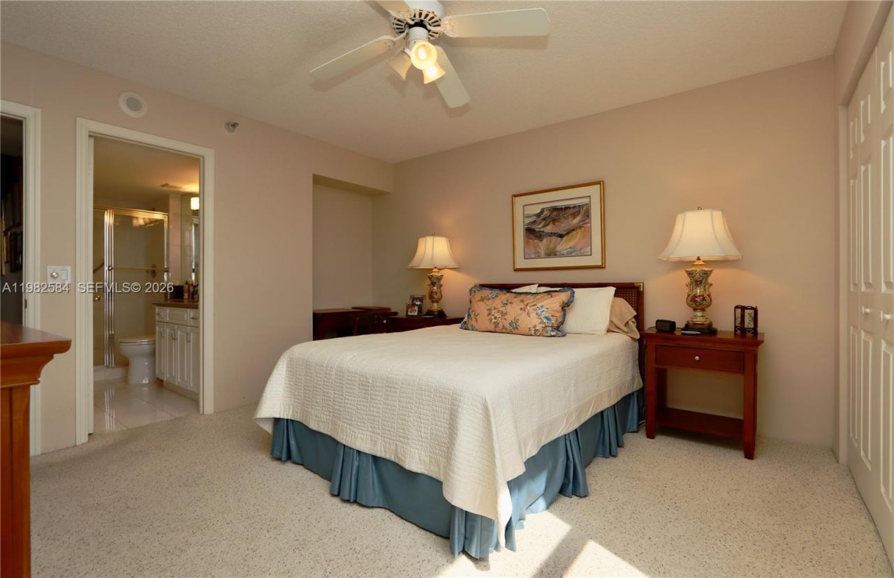 3500 Mystic Pointe Dr, Unit 3701, Aventura, FL 33180 Photo