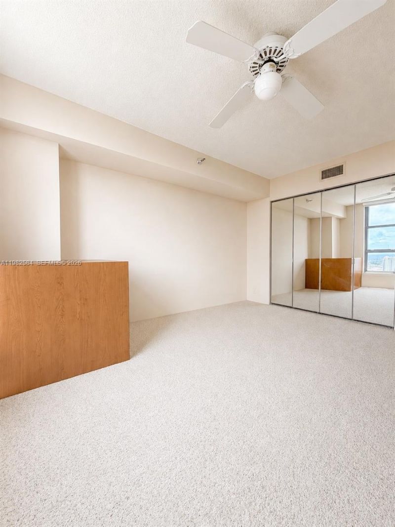 3500 Mystic Pointe Dr, Unit 3701, Aventura, FL 33180 Photo