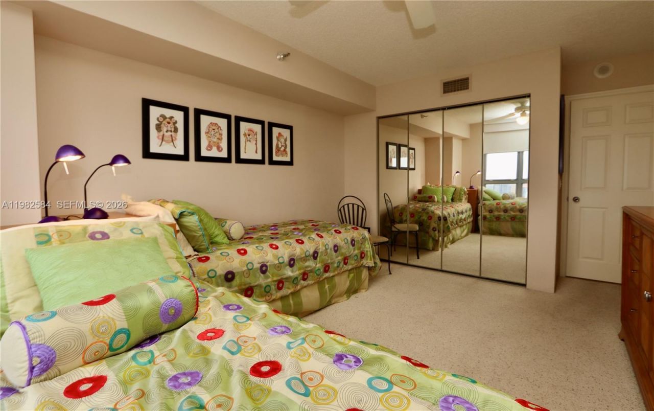 3500 Mystic Pointe Dr, Unit 3701, Aventura, FL 33180 Photo