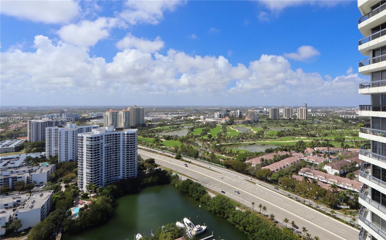 3500 Mystic Pointe Dr, Unit 3701, Aventura, FL 33180 Photo