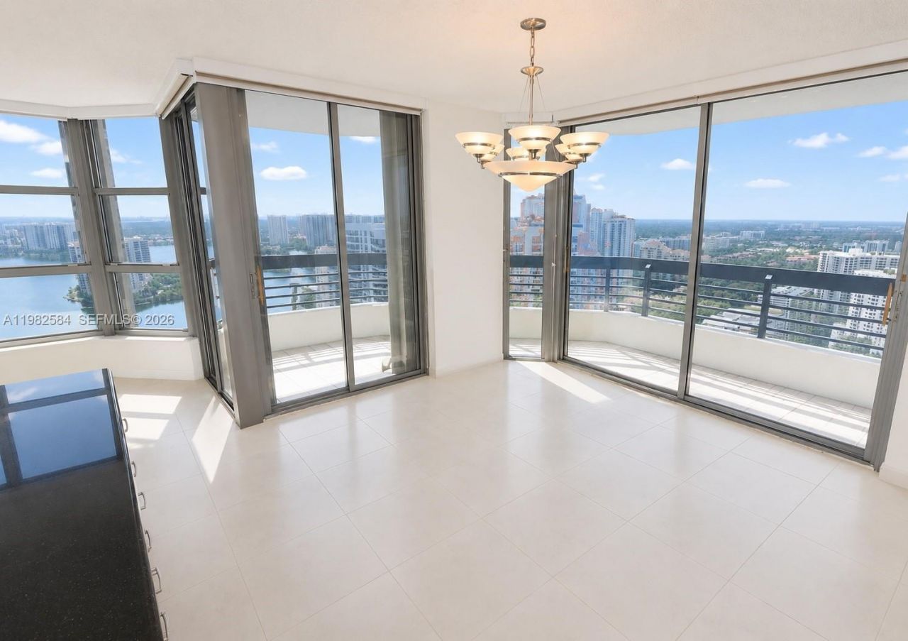 3500 Mystic Pointe Dr, Unit 3701, Aventura, FL 33180 Photo