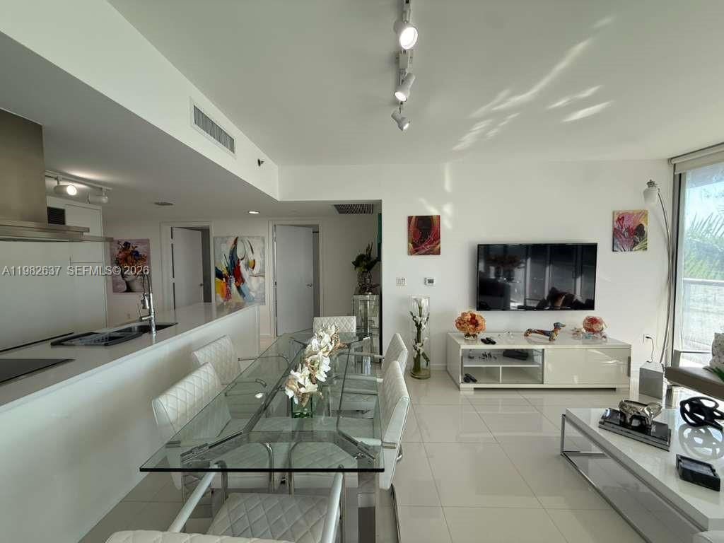495 Brickell Ave, Unit 511, Miami, FL 33131 Photo