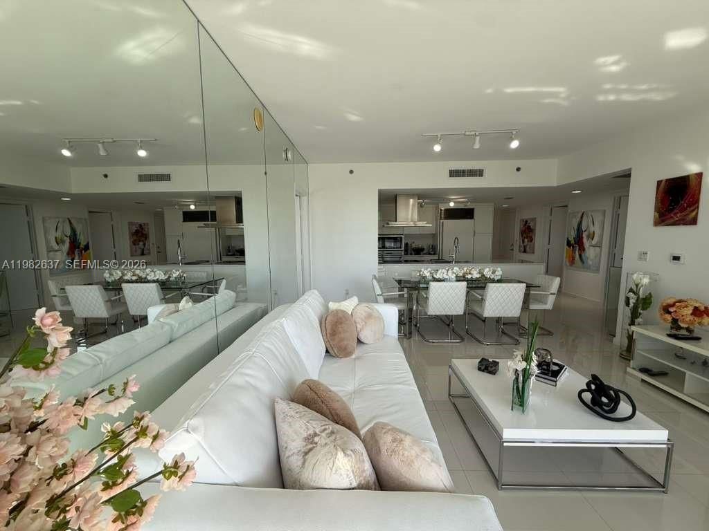 495 Brickell Ave, Unit 511, Miami, FL 33131 Photo