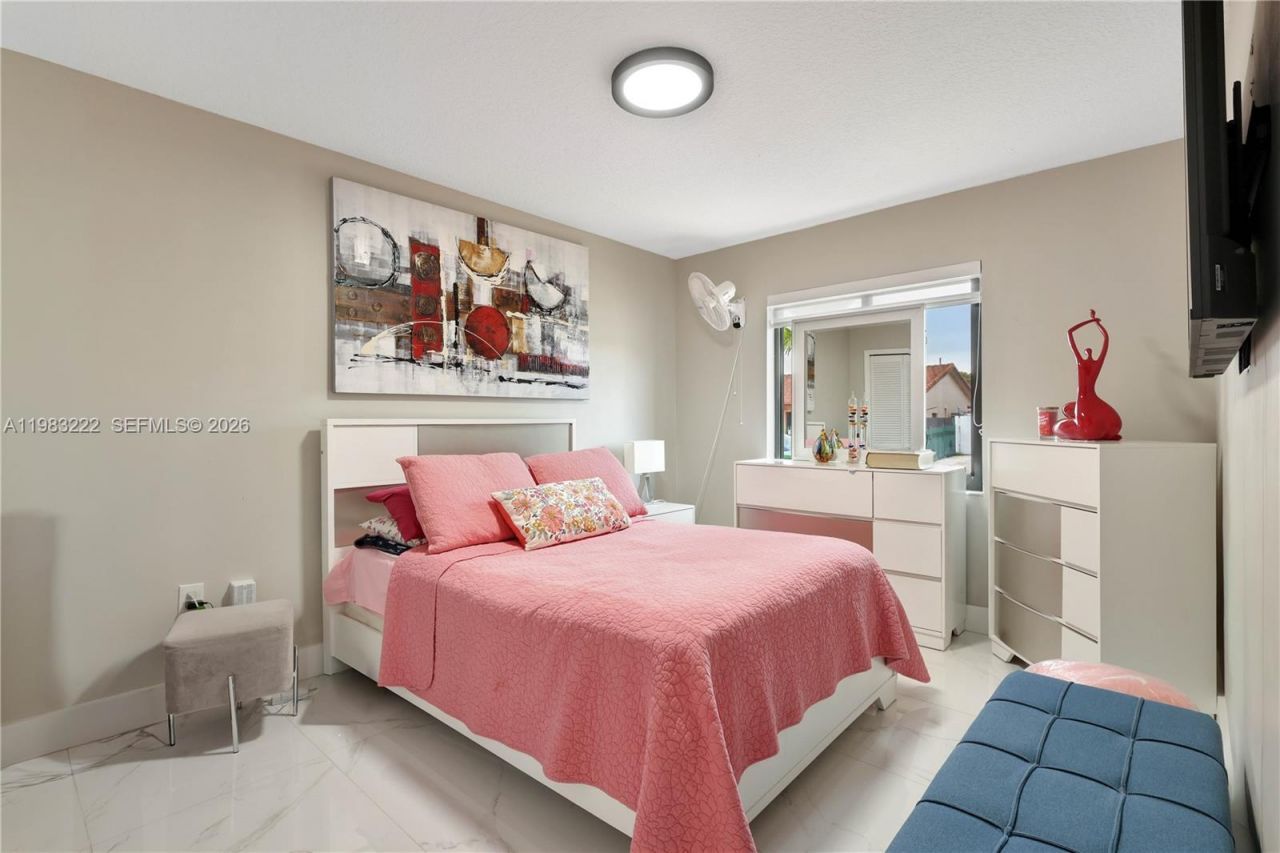 14563 SW 172nd Ln , Miami, FL 33177 Photo