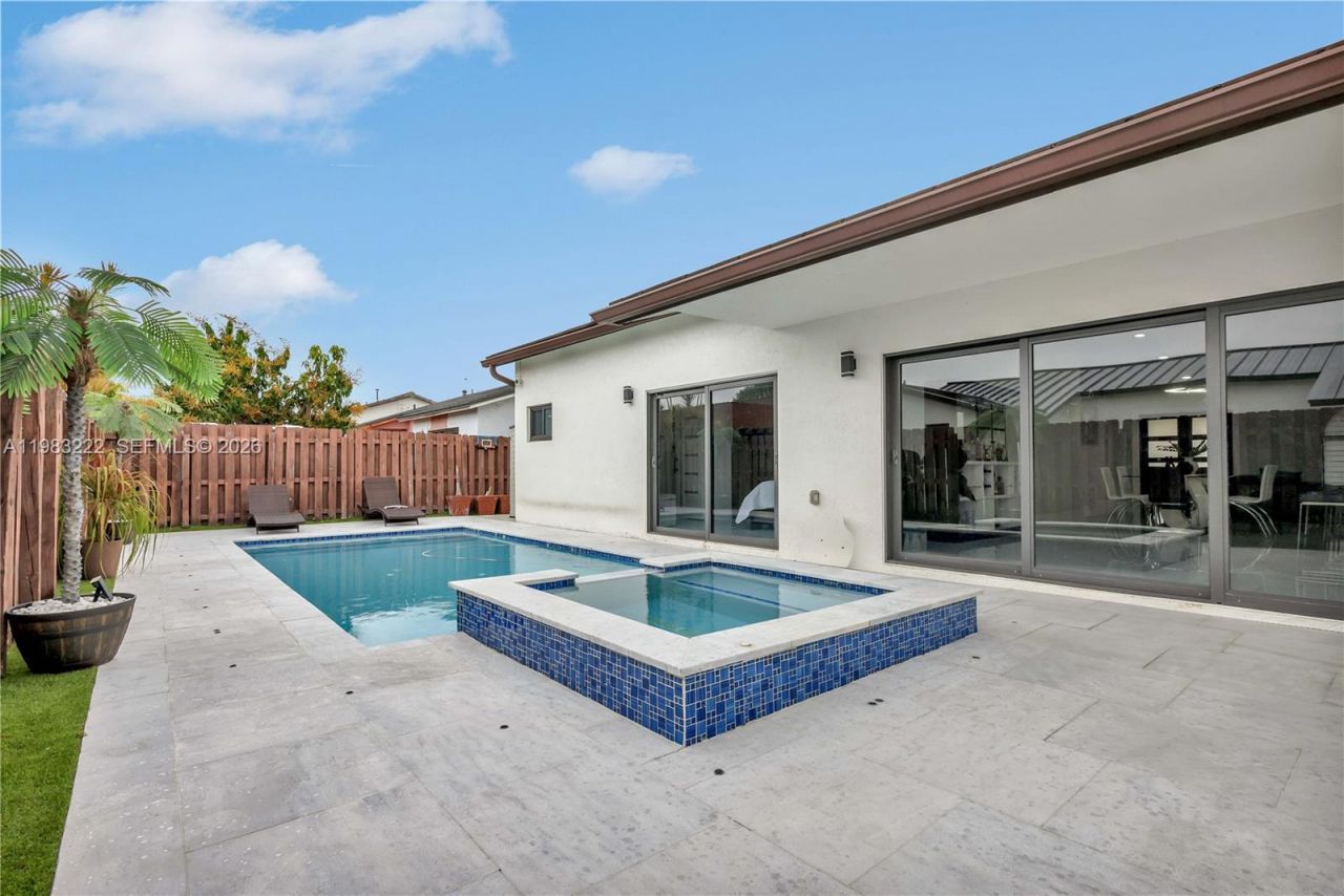 14563 SW 172nd Ln , Miami, FL 33177 Photo