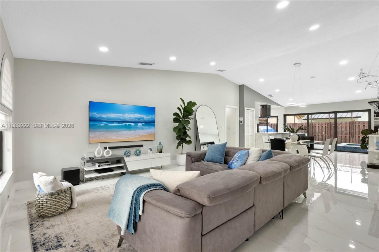 14563 SW 172nd Ln , Miami, FL 33177 Photo