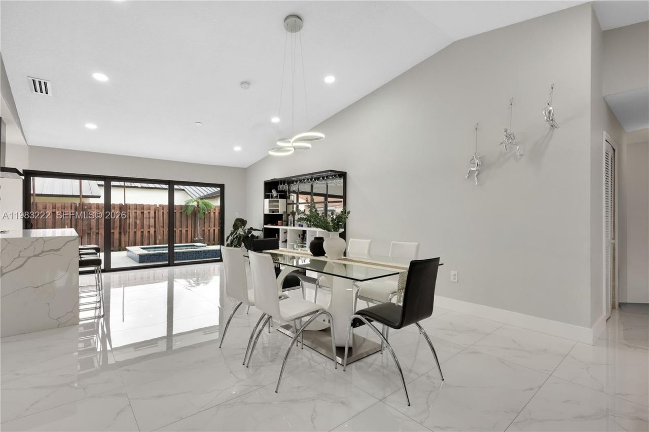 14563 SW 172nd Ln , Miami, FL 33177 Photo