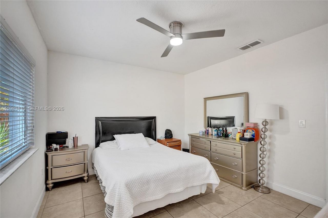 9141 SW 162nd Ct, Miami, FL 33196 Photo