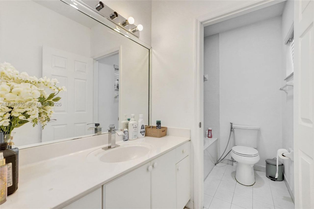 9141 SW 162nd Ct, Miami, FL 33196 Photo