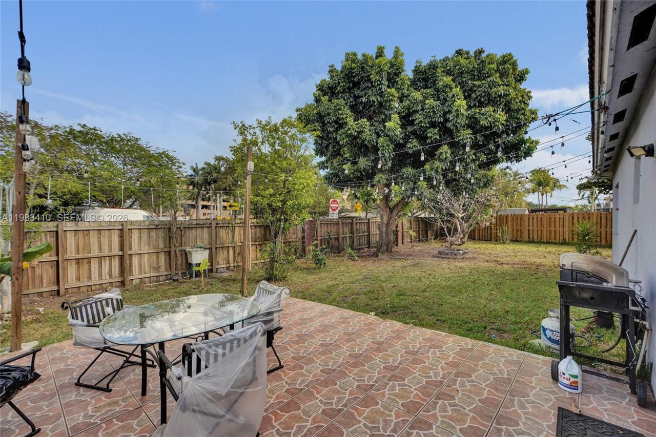 9141 SW 162nd Ct, Miami, FL 33196 Photo