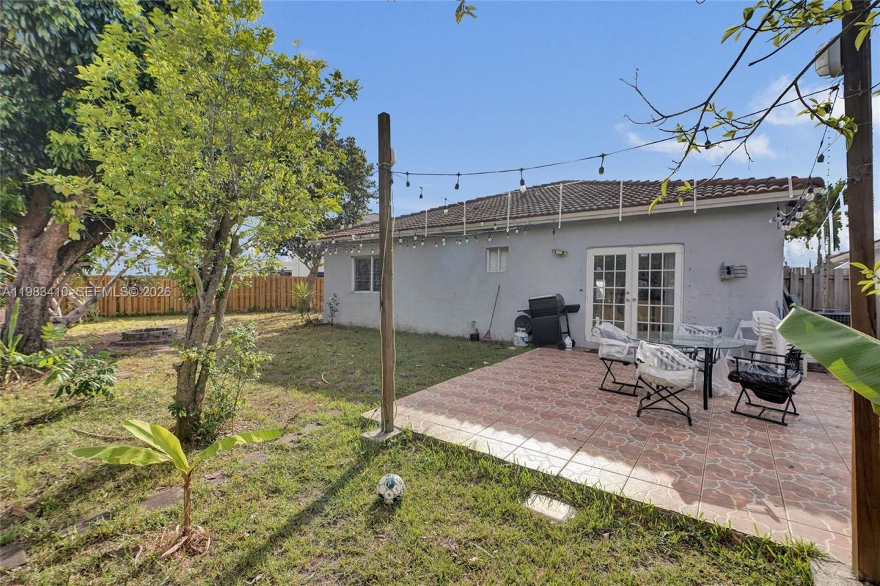 9141 SW 162nd Ct, Miami, FL 33196 Photo