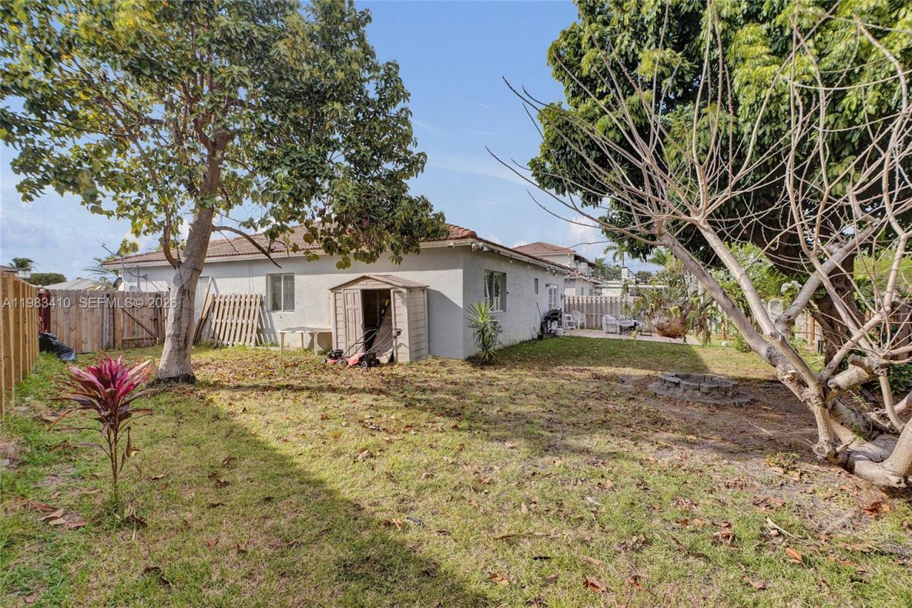 9141 SW 162nd Ct, Miami, FL 33196 Photo