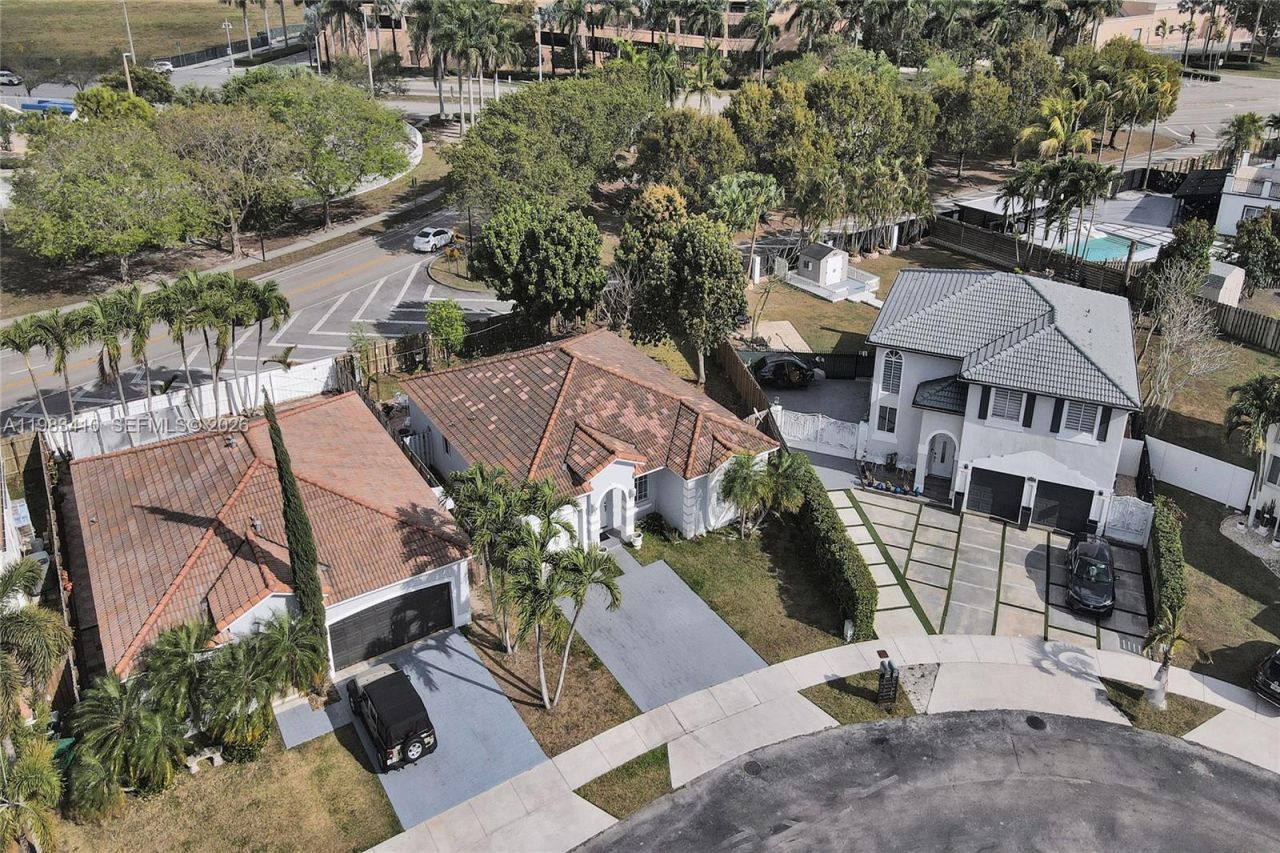 9141 SW 162nd Ct, Miami, FL 33196 Photo