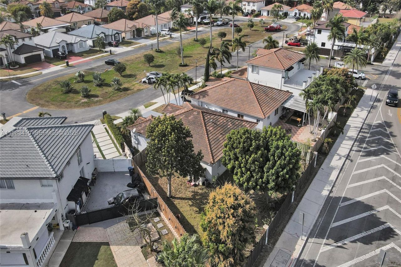 9141 SW 162nd Ct, Miami, FL 33196 Photo