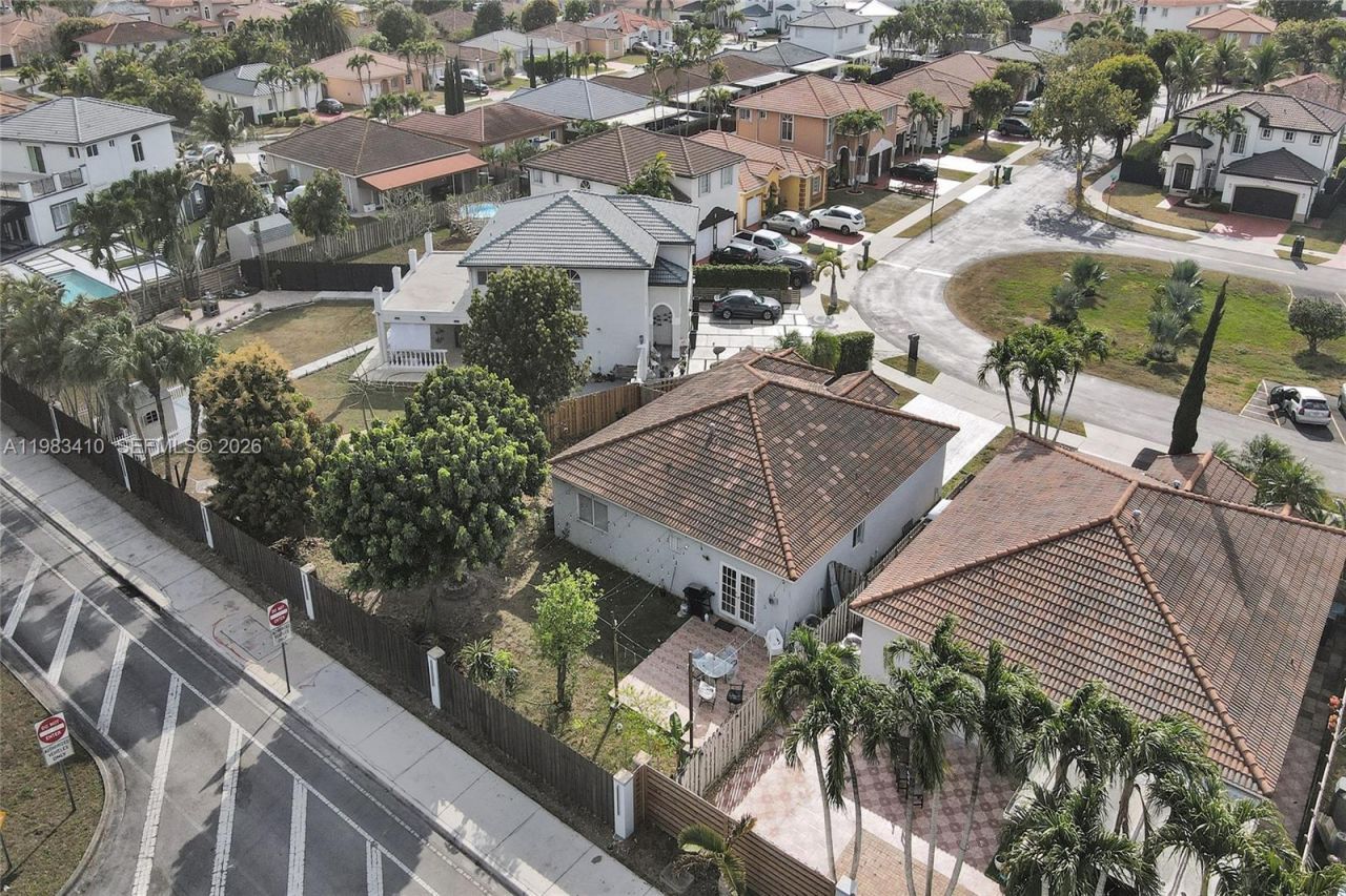 9141 SW 162nd Ct, Miami, FL 33196 Photo