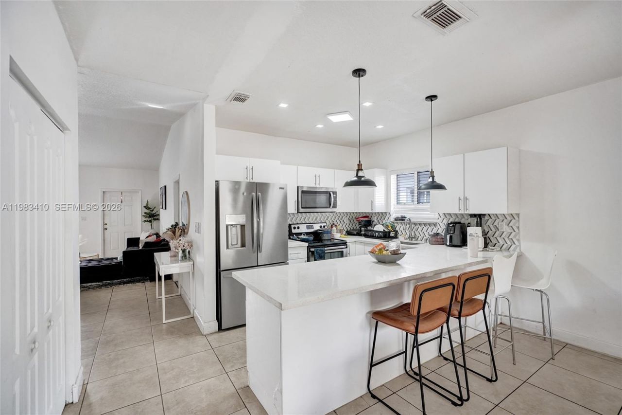 9141 SW 162nd Ct, Miami, FL 33196 Photo