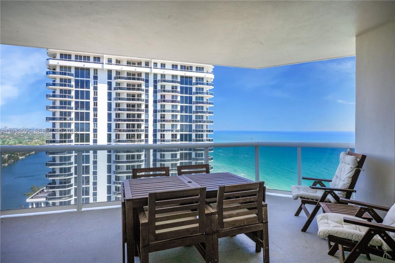 4775 Collins Ave, Unit 3508, Miami Beach, FL 33140 Photo