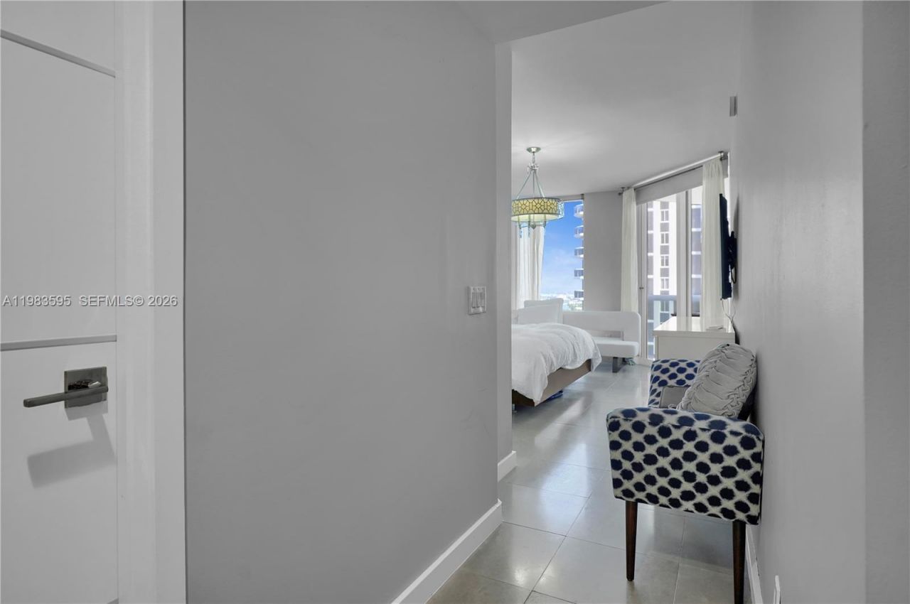 4775 Collins Ave, Unit 3508, Miami Beach, FL 33140 Photo