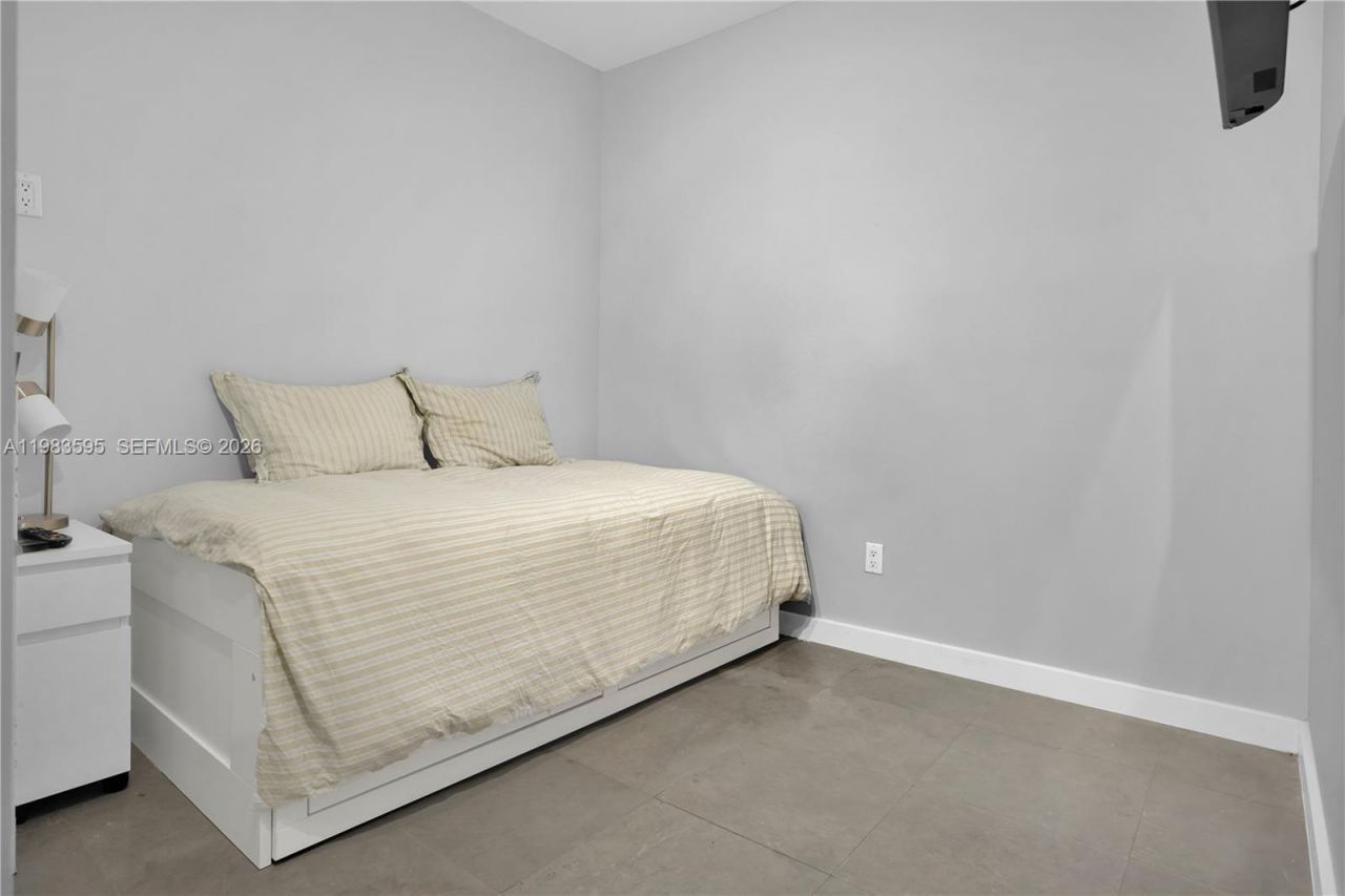 4775 Collins Ave, Unit 3508, Miami Beach, FL 33140 Photo