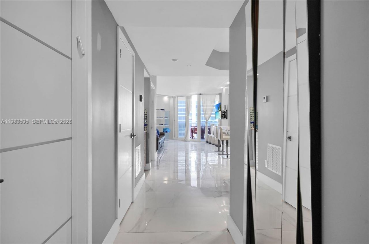 4775 Collins Ave, Unit 3508, Miami Beach, FL 33140 Photo
