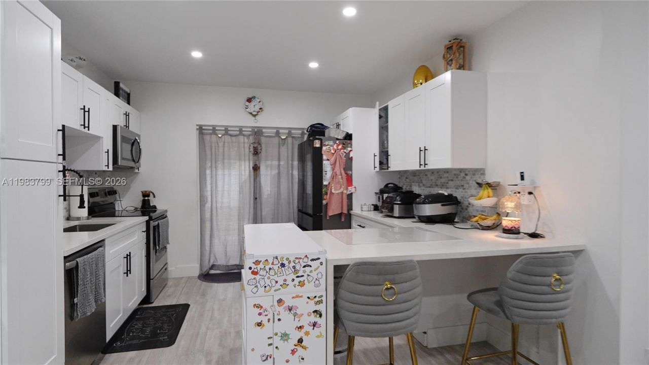 14580 Harrison St , Miami, FL 33176 Photo