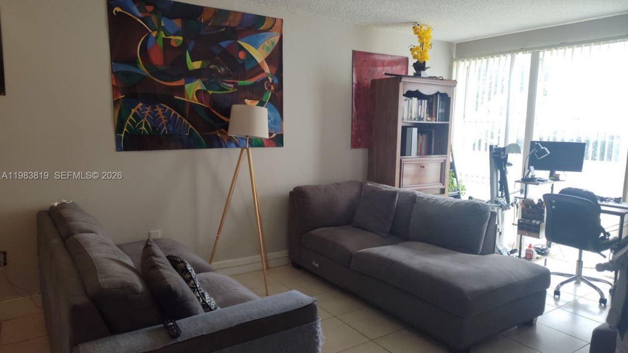 200 177 Dr , Unit 115, Sunny Isles Beach, FL 33160 Photo