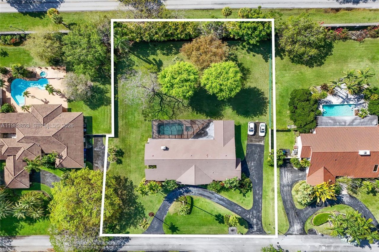 9600 SW 103rd St , Miami, FL 33176 Photo