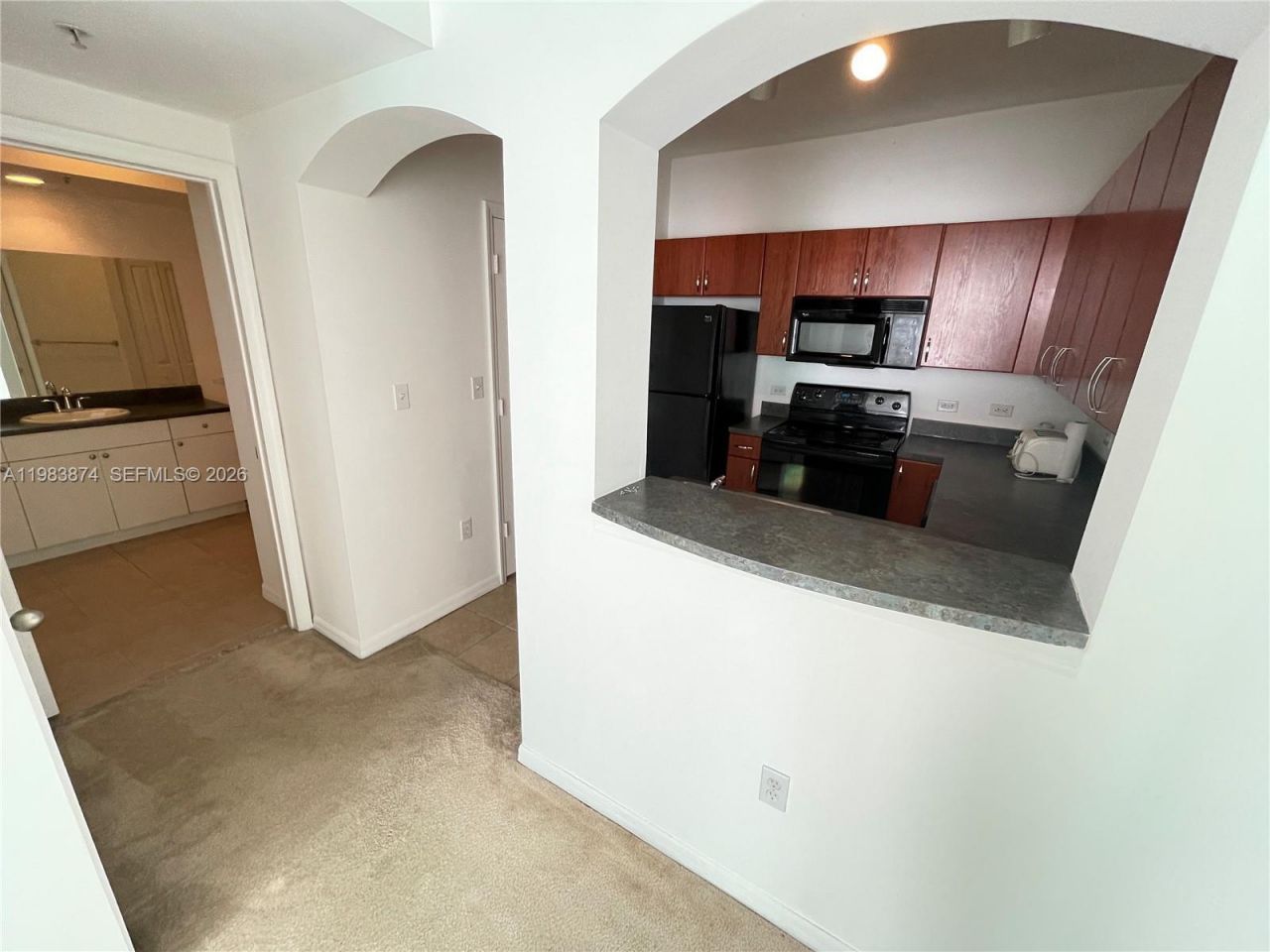 9172 Collins Ave, Unit 303, Surfside, FL 33154 Photo