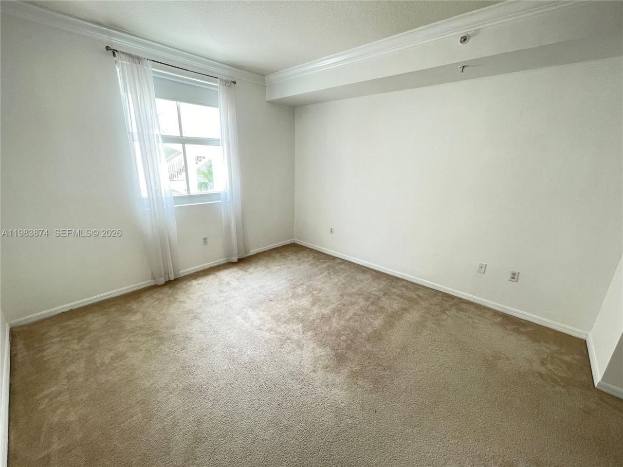 9172 Collins Ave, Unit 303, Surfside, FL 33154 Photo