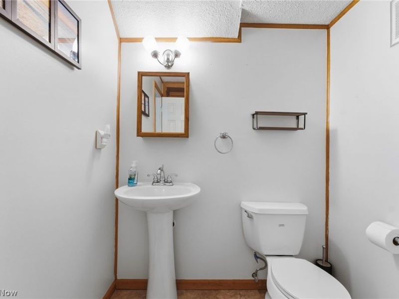 7127 Lake Shore Boulevard, Mentor, OH 44060 Photo 30