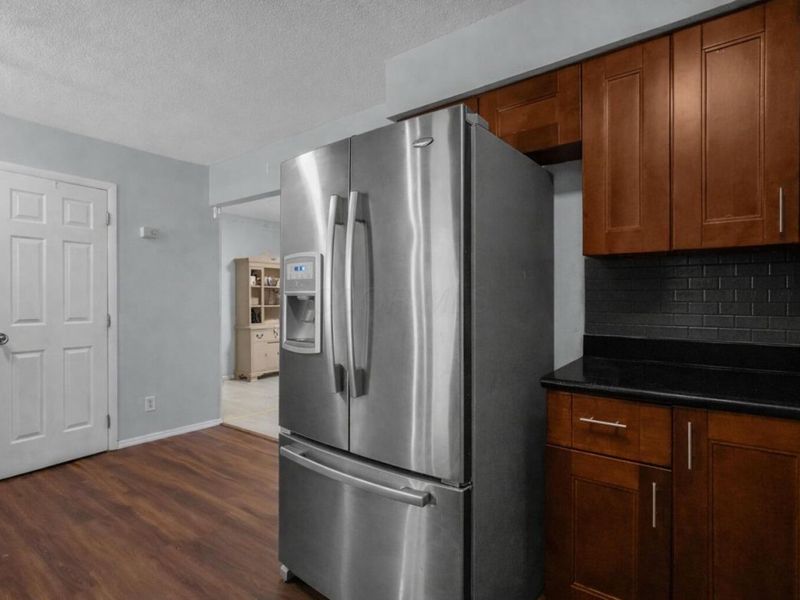 5123 Carbondale Drive , Columbus, OH 43232 Photo 12