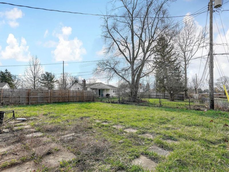 5123 Carbondale Drive , Columbus, OH 43232 Photo 23