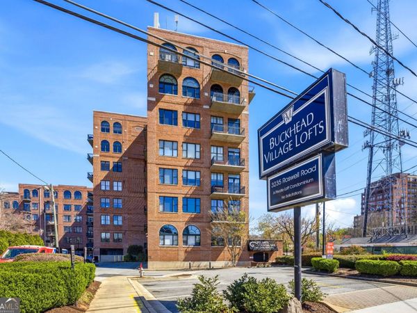 3235 Roswell Road, Unit 702, Atlanta, GA 30305