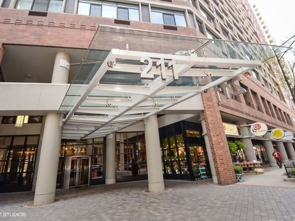 211 E Ohio Street, Unit 1925, Chicago, IL 60611