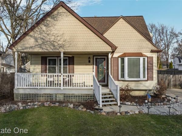 2654 Royal Avenue, Berkley, MI 48072