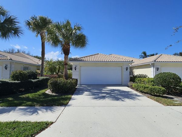 7960 SE Peppercorn Court, Hobe Sound, FL 33455