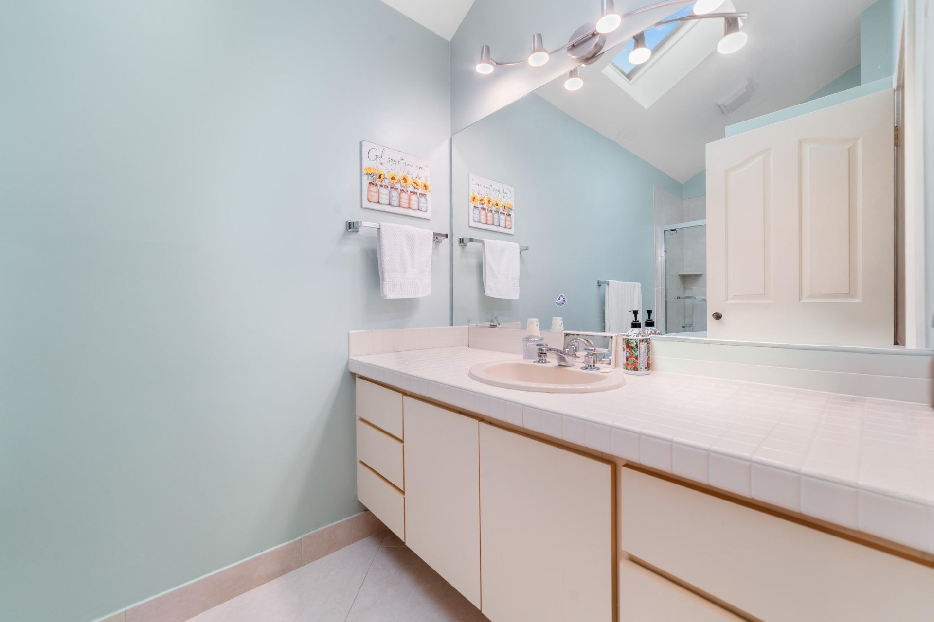 2370 Saratoga Bay Drive, West Palm Beach, FL 33409 Photo