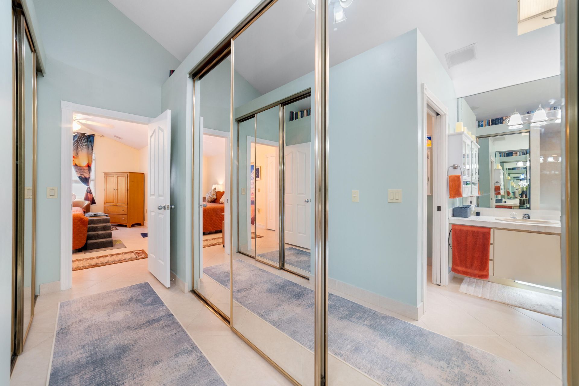 2370 Saratoga Bay Drive, West Palm Beach, FL 33409 Photo