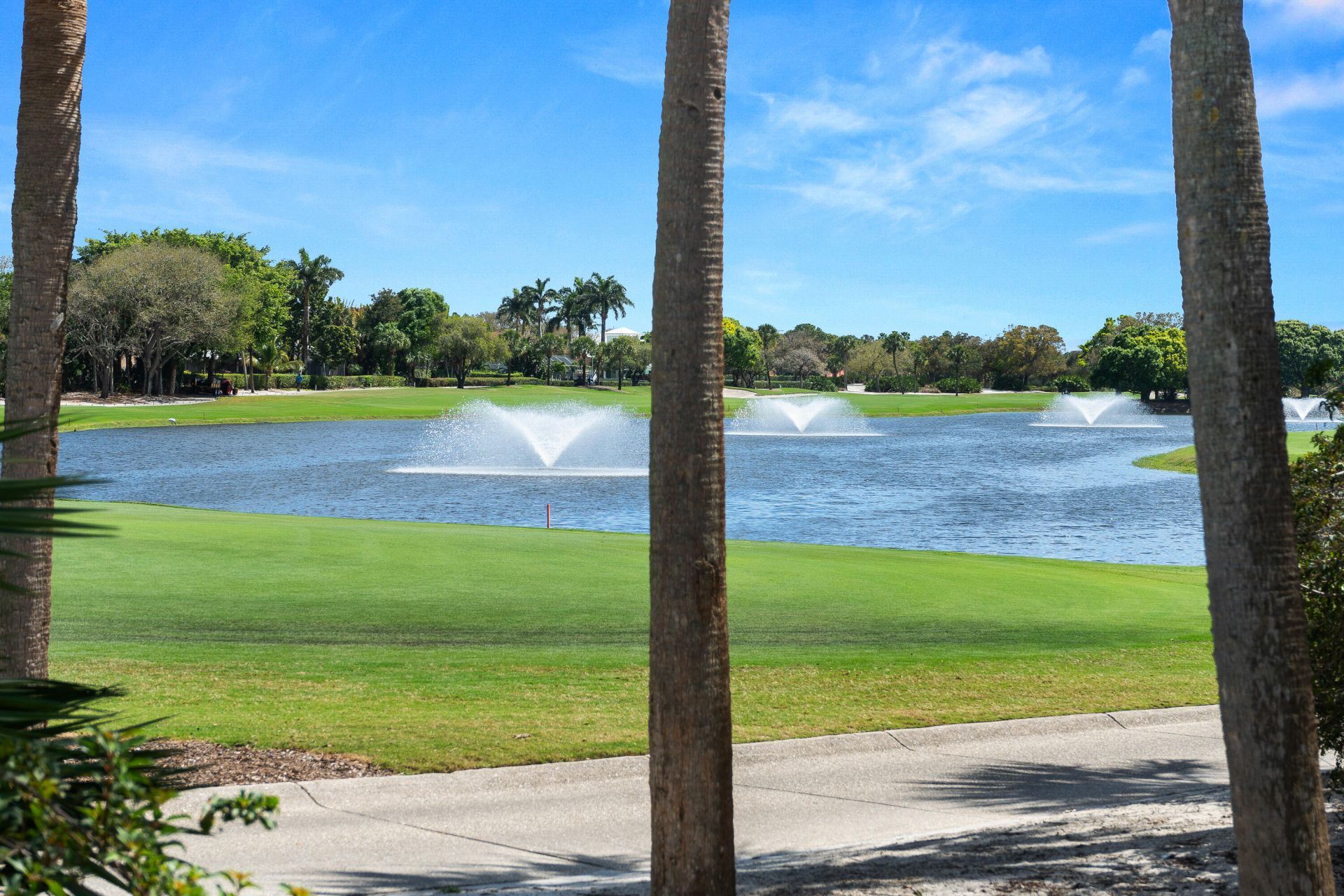 2370 Saratoga Bay Drive, West Palm Beach, FL 33409 Photo
