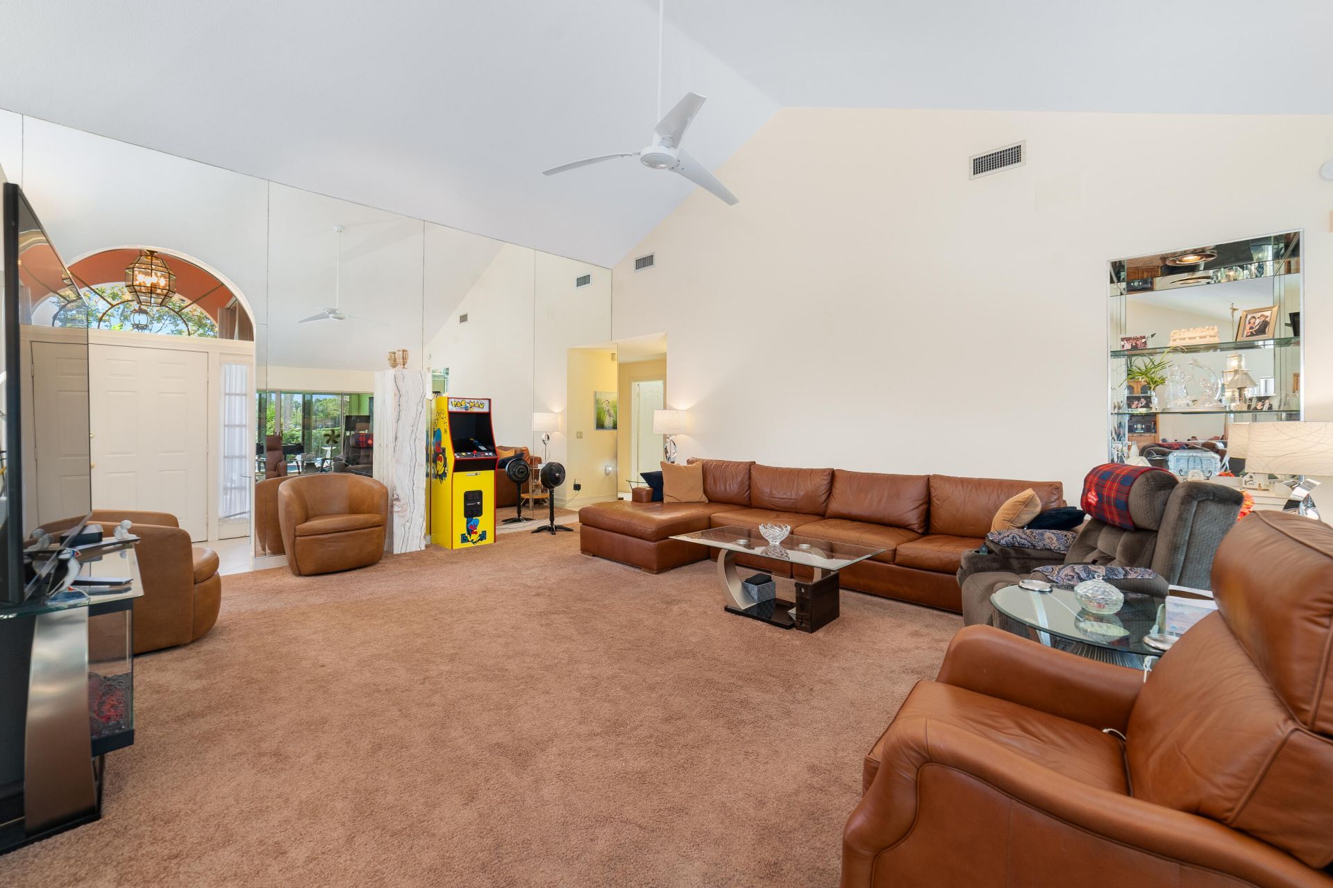 2370 Saratoga Bay Drive, West Palm Beach, FL 33409 Photo