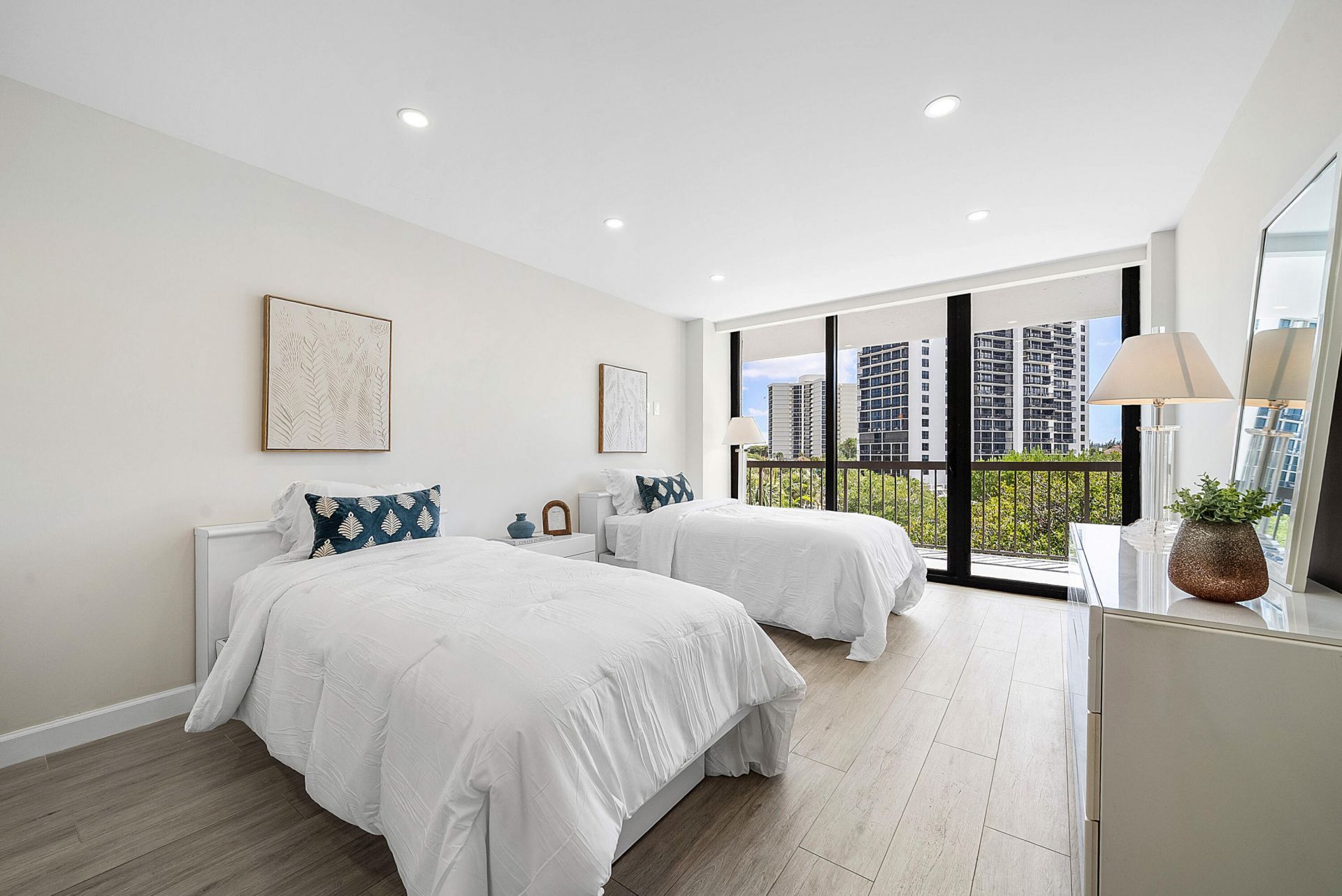 4740 S Ocean Boulevard, Unit 416, Highland Beach, FL 33487 Photo