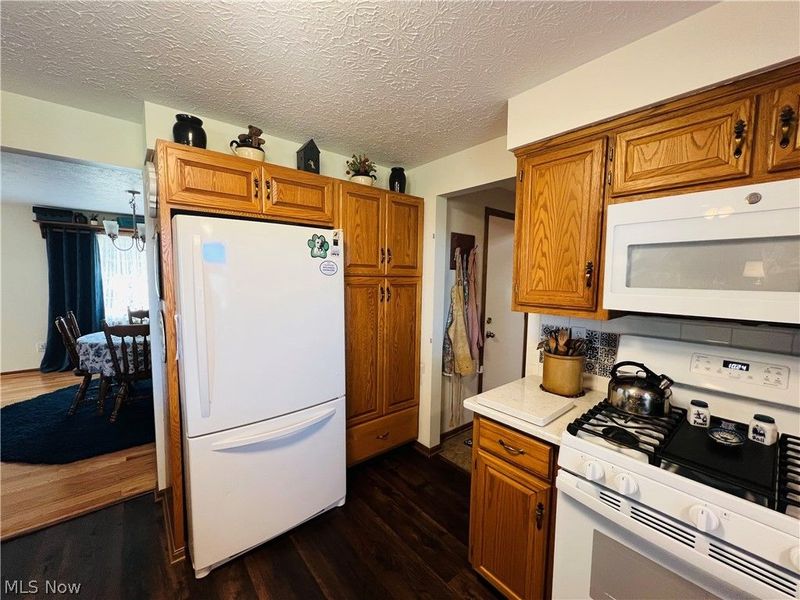 2484 Fox Wood Drive, Ashland, OH 44805 Photo 12