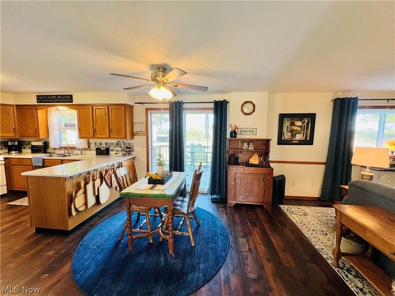 2484 Fox Wood Drive, Ashland, OH 44805 Photo 8