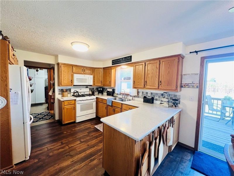 2484 Fox Wood Drive, Ashland, OH 44805 Photo 9