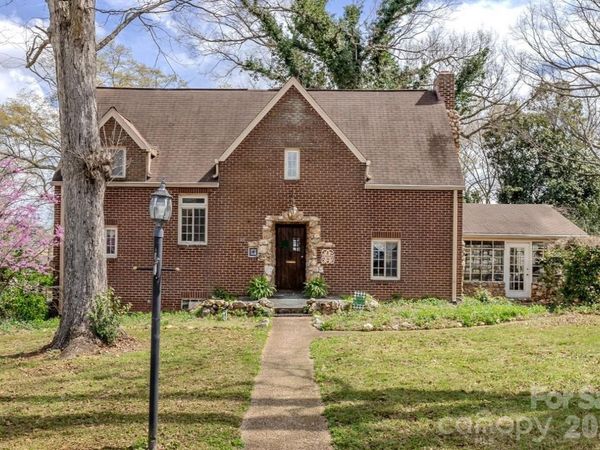 210 N Gaston Street, Kings Mountain, NC 28086