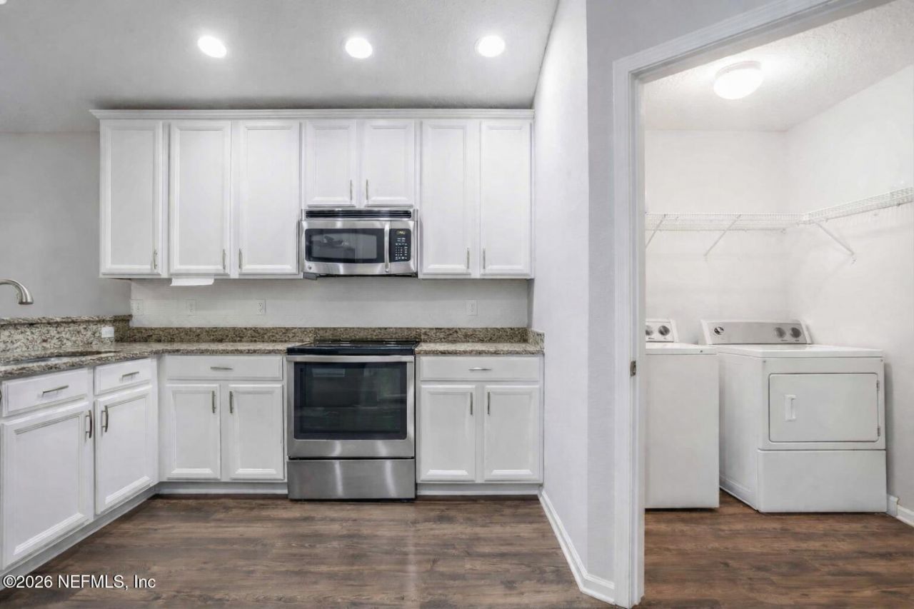 373 W New England Drive, Elkton, FL 32033 Photo